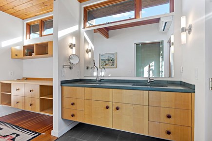 Wellfleet, Griffins Island Hideaway Cape Cod vacation rental - Double sink vanity with wide counter space and bright lighting