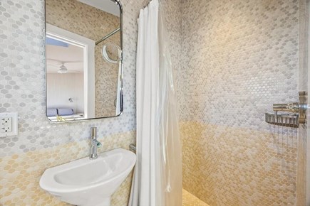 Provincetown Cape Cod vacation rental - Bathroom