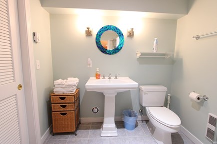 Provincetown Cape Cod vacation rental - Bathroom