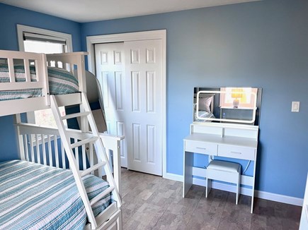Chatham Cape Cod vacation rental - Upstairs Bunk Room