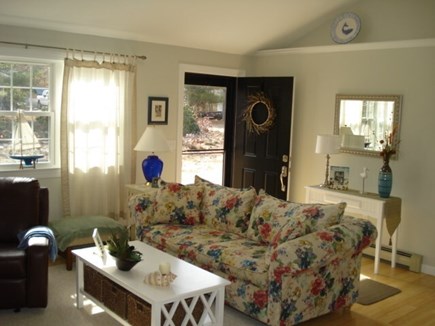 Eastham, Thumpertown - 3804 Cape Cod vacation rental - Living Room