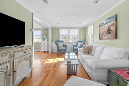 Popponesset Cape Cod vacation rental - Living room