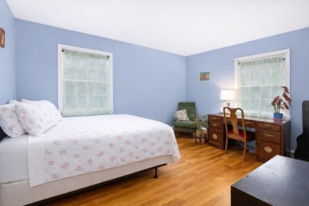 Centerville, Firefly Landing Cape Cod vacation rental - Guest bedroom with workspace and natural light for WFH.