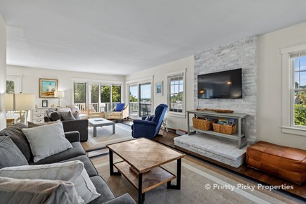 South Chatham Cape Cod vacation rental - Lots of seating