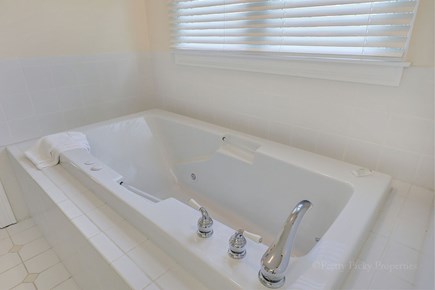 Brewster Cape Cod vacation rental - Upstairs shared bath with separate tub.
