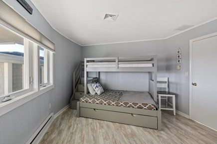 West Dennis Cape Cod vacation rental - Guest bedroom with twin over full bunk beds alining with a twin trundle