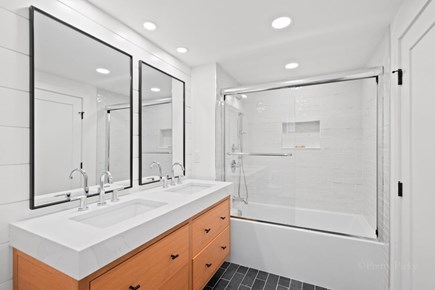 Orleans Cape Cod vacation rental - Lower level full bathroom