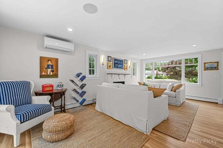 Harwich Cape Cod vacation rental - Elegant decor