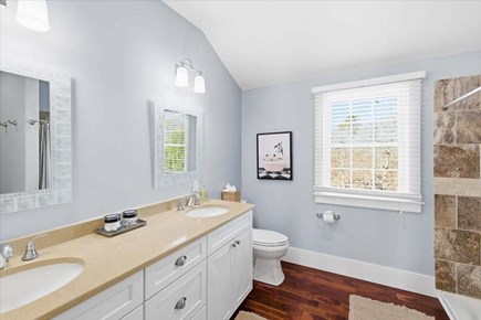 Chatham Cape Cod vacation rental - Shared second floor full bath
