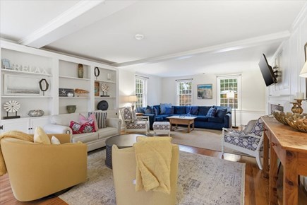 Orleans Cape Cod vacation rental - Comfortable and colorful living room