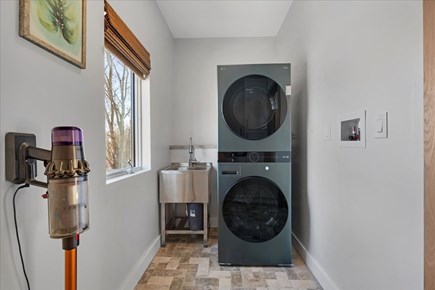 Dennis Cape Cod vacation rental - Washer Dryer