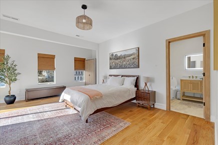 Dennis Cape Cod vacation rental - Queen Bed w/ ensuite Bathroom