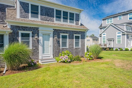 West Dennis Cape Cod vacation rental - View of the front door