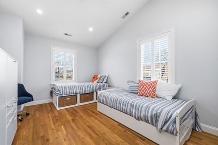 Harwich Port Cape Cod vacation rental - Bedroom 2: 3 Twin Beds (including trundle bed): 2nd Floor