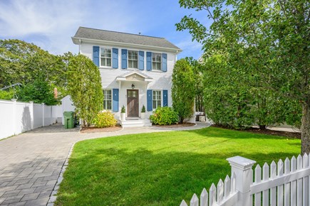 Harwich Port Cape Cod vacation rental - Beautifully maintained front lawn