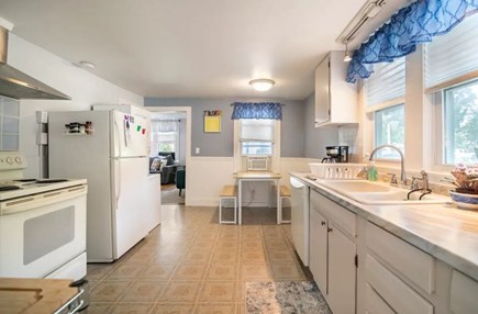 Falmouth Cape Cod vacation rental - Kitchen