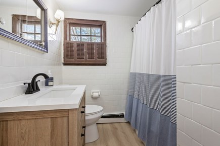 South Yarmouth Cape Cod vacation rental - Bathroom
