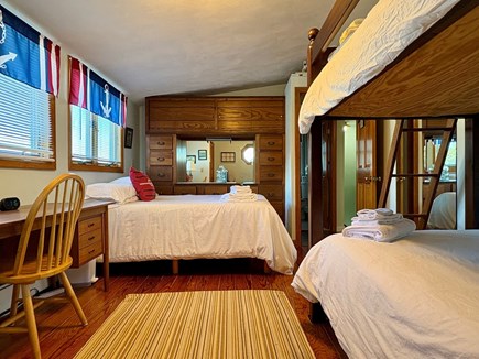 Hyannis Cape Cod vacation rental - Bunk room
