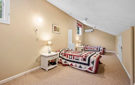 Mashpee - Popponesset  Cape Cod vacation rental - 3rd floor loft