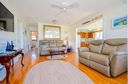 Wareham, Marion MA vacation rental - Living Room