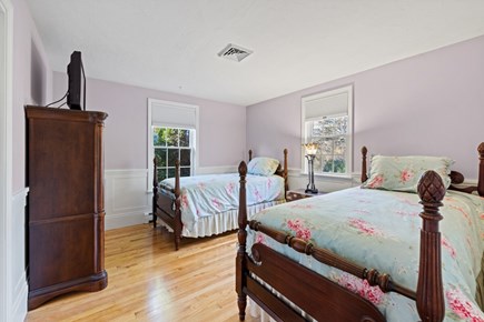 Brewster Cape Cod vacation rental - Bedroom with TV and two twins