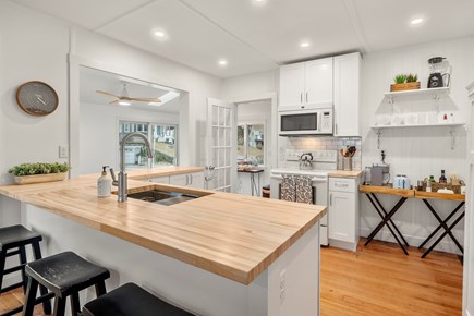 Plymouth MA vacation rental - Newly renovated kitchen with new appliances.
