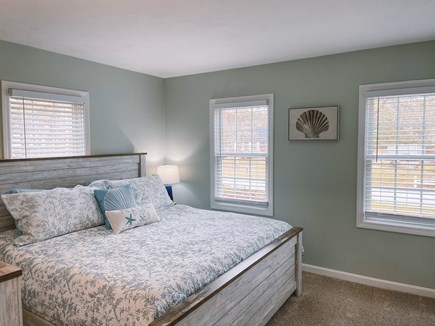 Dennis Cape Cod vacation rental - First Floor King