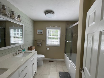 Dennis Cape Cod vacation rental - First floor bath with tub