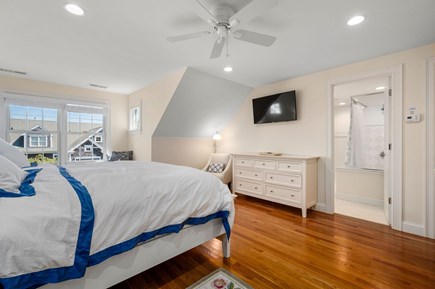 Chatham Cape Cod vacation rental - Second Floor-King