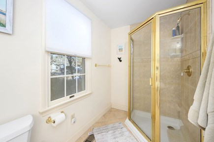 Chatham Cape Cod vacation rental - Bathroom 1 - En suite to Bedroom 1