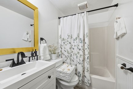Mashpee Cape Cod vacation rental - Bathroom 4- Full with shower and tub combination- Main Level