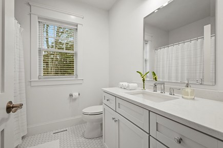 Mashpee Cape Cod vacation rental - Bathroom