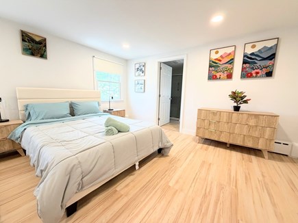 Hyannis Cape Cod vacation rental - Queen size bed in master with in suit bathroom