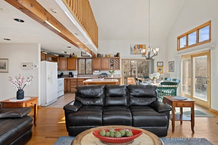 Brewster Cape Cod vacation rental - Plenty of comfy lounge seating