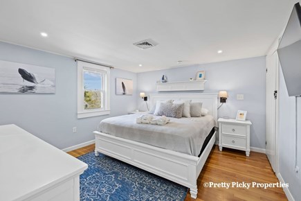 Chatham Cape Cod vacation rental - Primary bedroom with King bed.