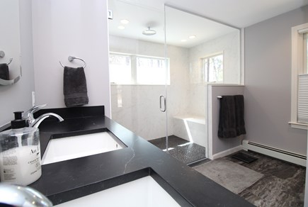 Wellfleet Cape Cod vacation rental - 1st floor primary ensuite