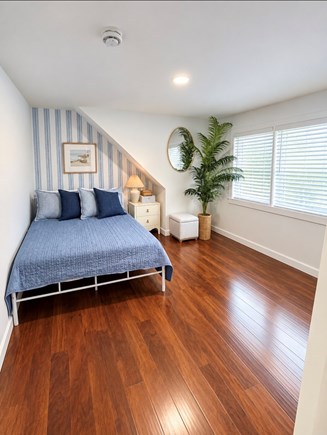 Falmouth Cape Cod vacation rental - Queen bedroom
