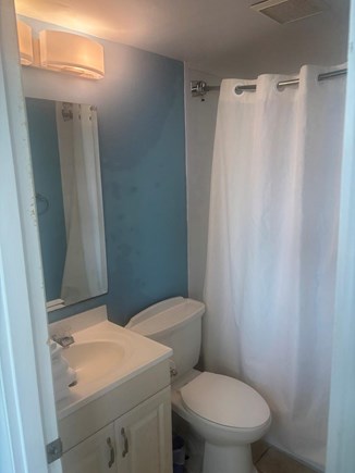 Dennis Cape Cod vacation rental - Bathroom 1