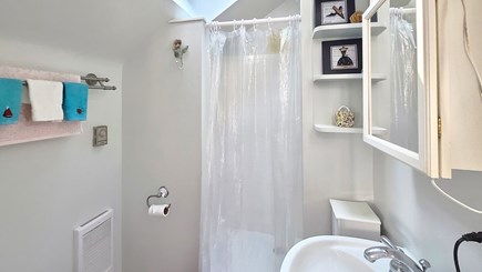 Wellfleet Cape Cod vacation rental - 2nd floor ensuite bathroom with shower
