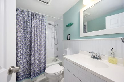 Chatham Cape Cod vacation rental - Bathroom 3- Shower/Tub Combo - Second Floor