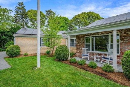 Chatham Cape Cod vacation rental - Seating area out front