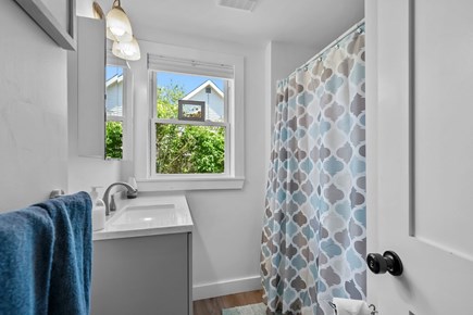 Wareham MA vacation rental - Bathroom 1- Full w/ shower- 1st floor