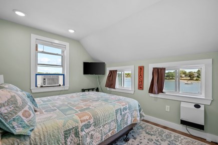 Wareham MA vacation rental - Bedroom 2: Queen- 2nd Floor