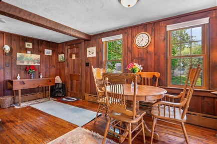Bourne, Buzzards Bay Cape Cod vacation rental - Dining table