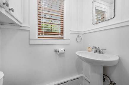 Bourne, Buzzards Bay Cape Cod vacation rental - Half bathroom on first floor