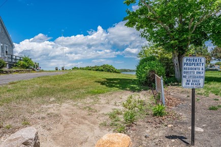 Bourne, Buzzards Bay Cape Cod vacation rental - Path next to house for private association beach