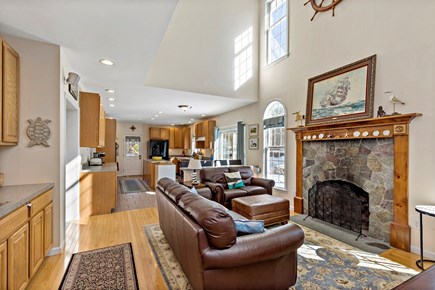 Chatham, Tres Gallos Cape Cod vacation rental - Open great room and kitchen