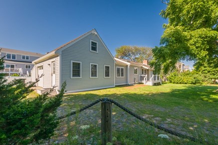 Sandwich Cape Cod vacation rental - Driveway with parking for 3 cars