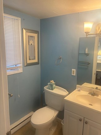 Dennis Cape Cod vacation rental - Bathroom