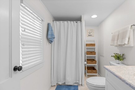 West Dennis Cape Cod vacation rental - King ensuite